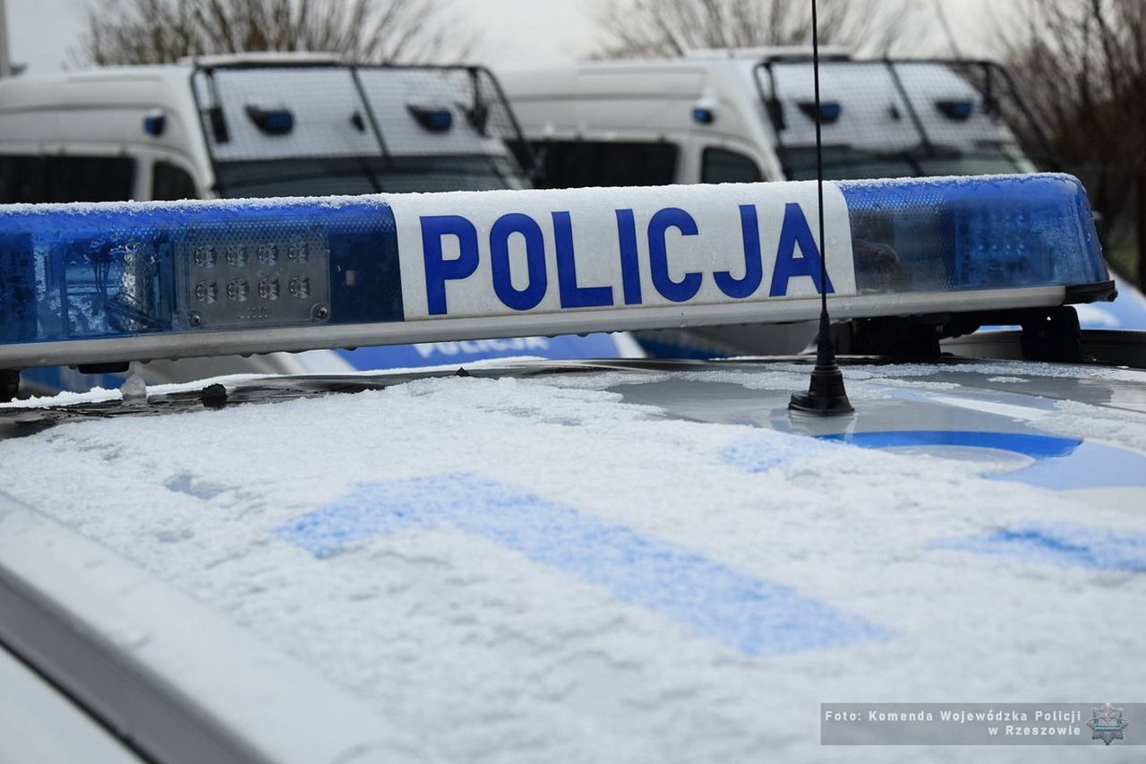 Tragiczny wypadek na Pomorzu. 87-latek wyprzedzał autobus