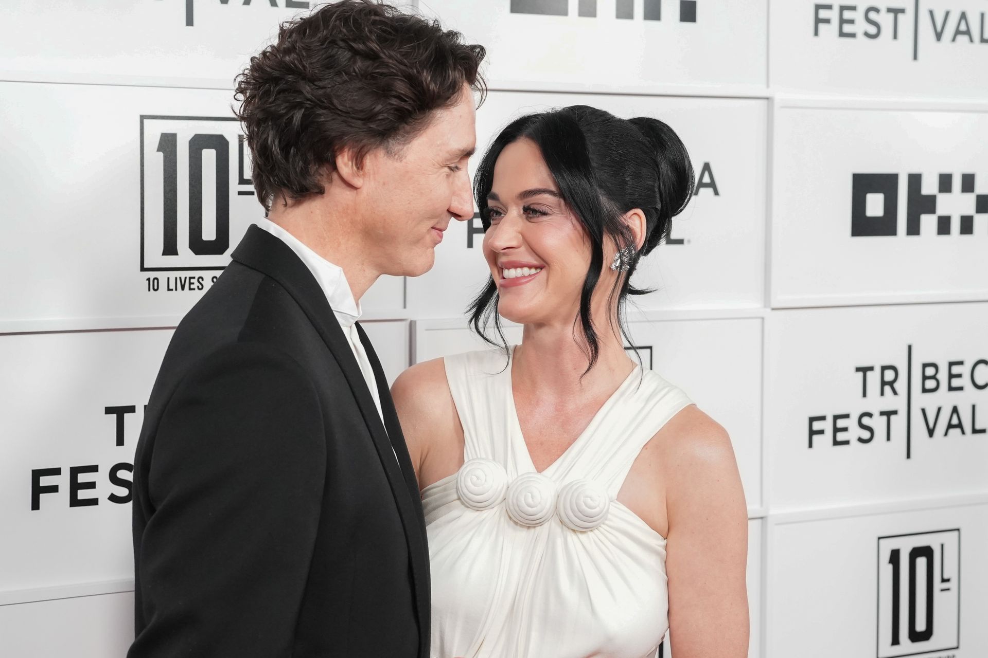 Trudeau na meczu w LA, Kanadyjczycy oburzeni jego wyborem!
