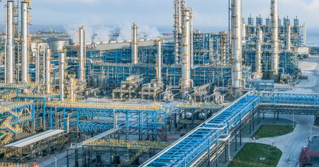 200 dol. za baryłkę ropy? Iran grozi atakami na instalacje naftowe