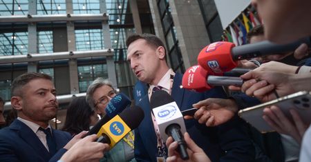 "Polska nie będzie zwlekała". Ogromna kasa przed końcem roku?