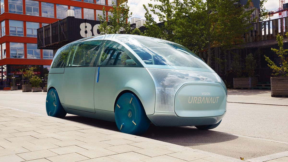 Mini Vision Urbanaut (2021)