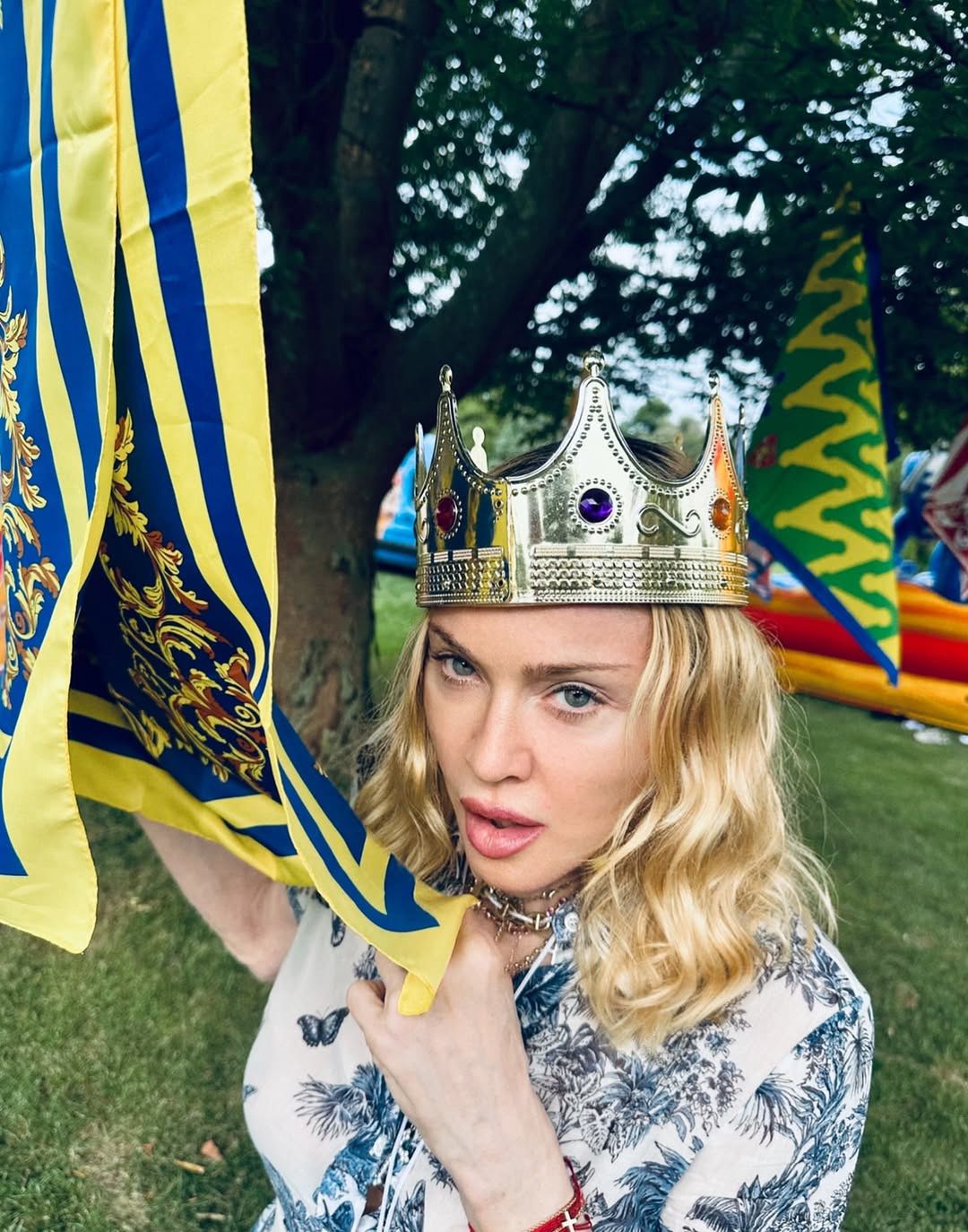 Madonna świętuje urodziny córek