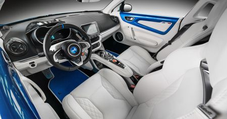 Alpine A110 z polskim wnętrzem od Carlex Design