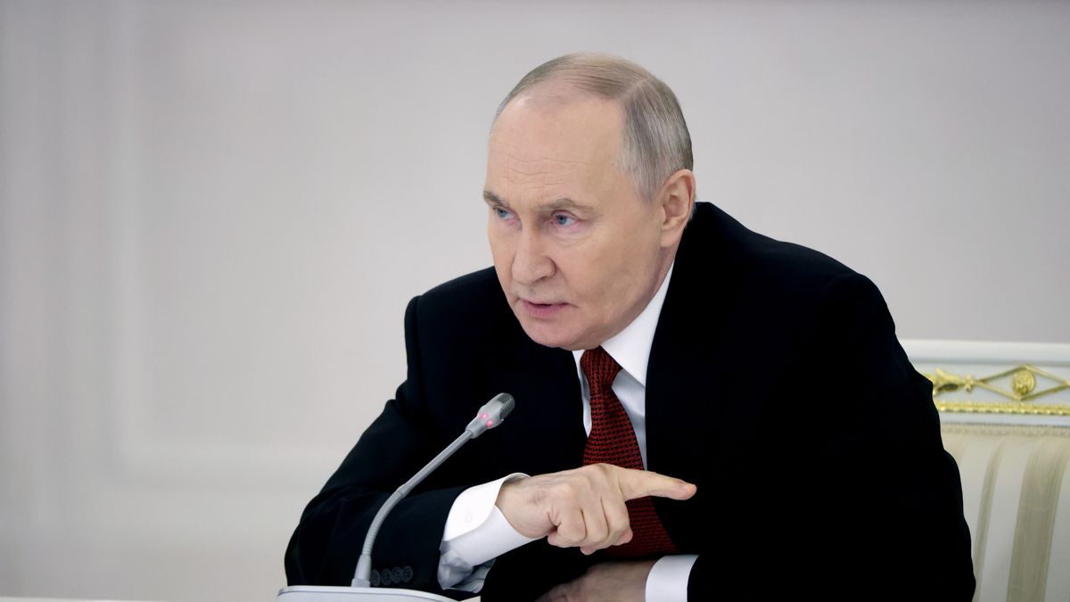 MOSCOW, RUSSIA - DECEMBER 25: Russian President Vladimir Putin gestures while speaking during the State Council Meeting at the Saint George's Hall of the Kremlin, on December 25, 2025 in Moscow, Russia. Putin gathered governors, cabinet members and parties leaders for the State Council meeting, the main topic of which was personnel training. (Photo by Contributor/Getty Images)