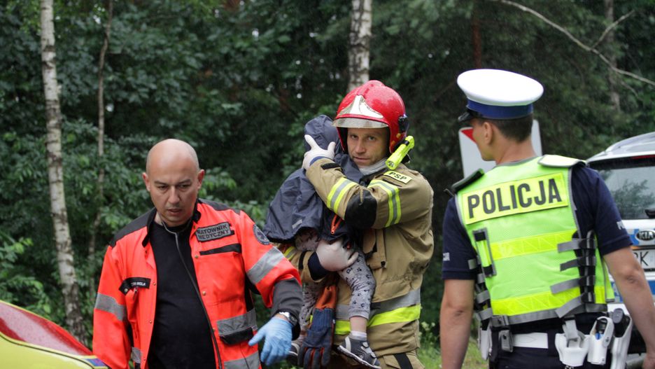 Wypadek pod Stalową Wolą. Chłopiec stracił oboje rodziców.