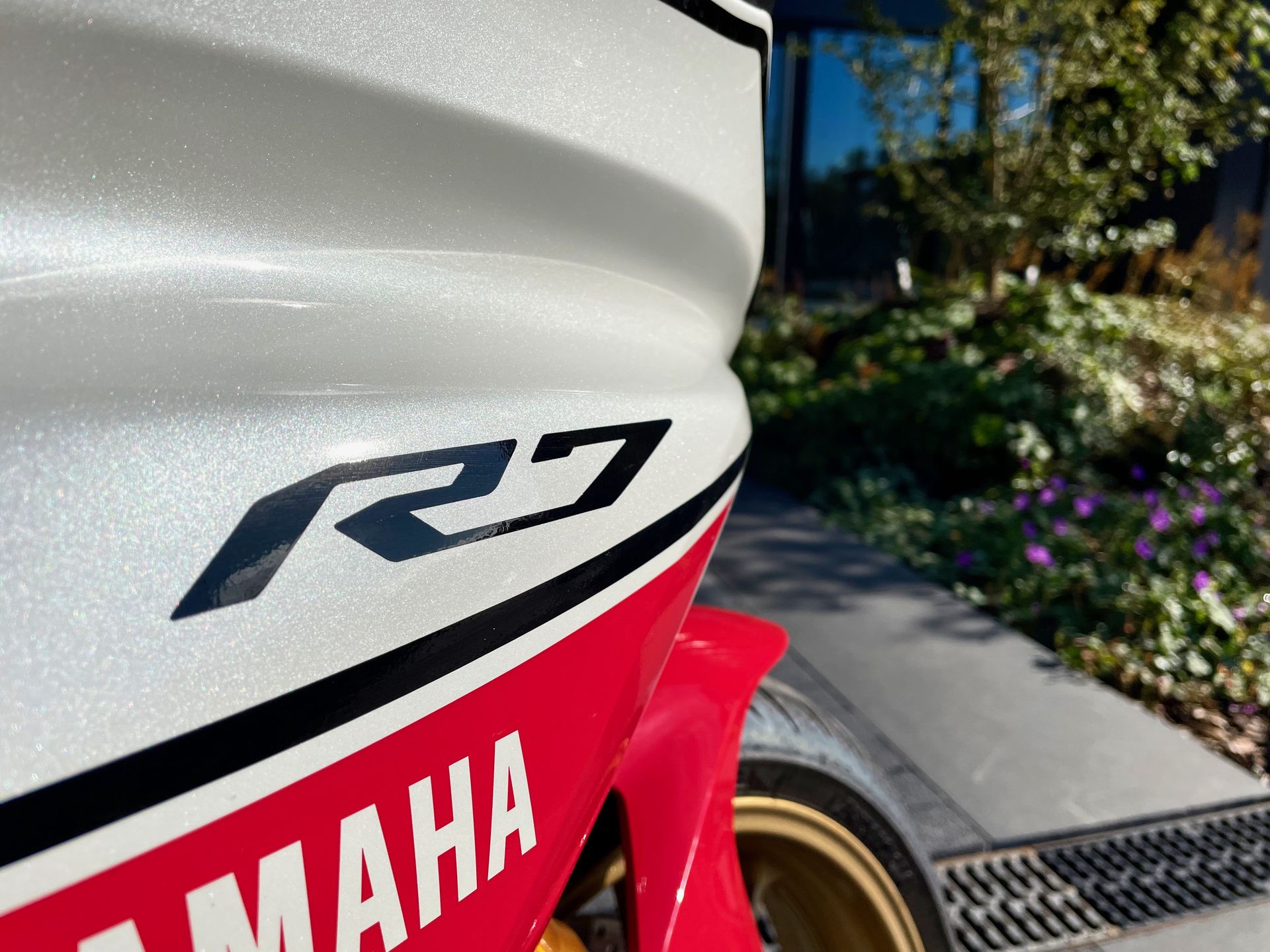 Yamaha R7