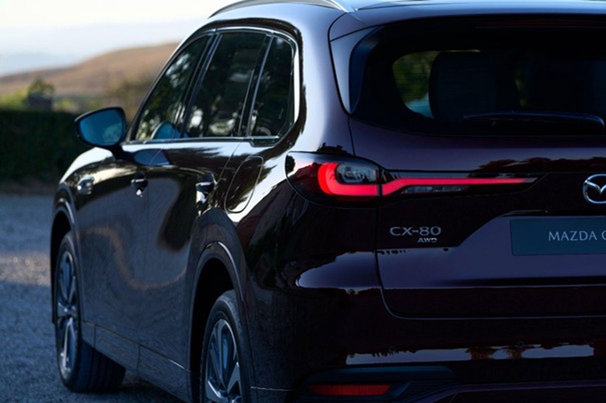 Bezpieczny SUV Mazda CX-80