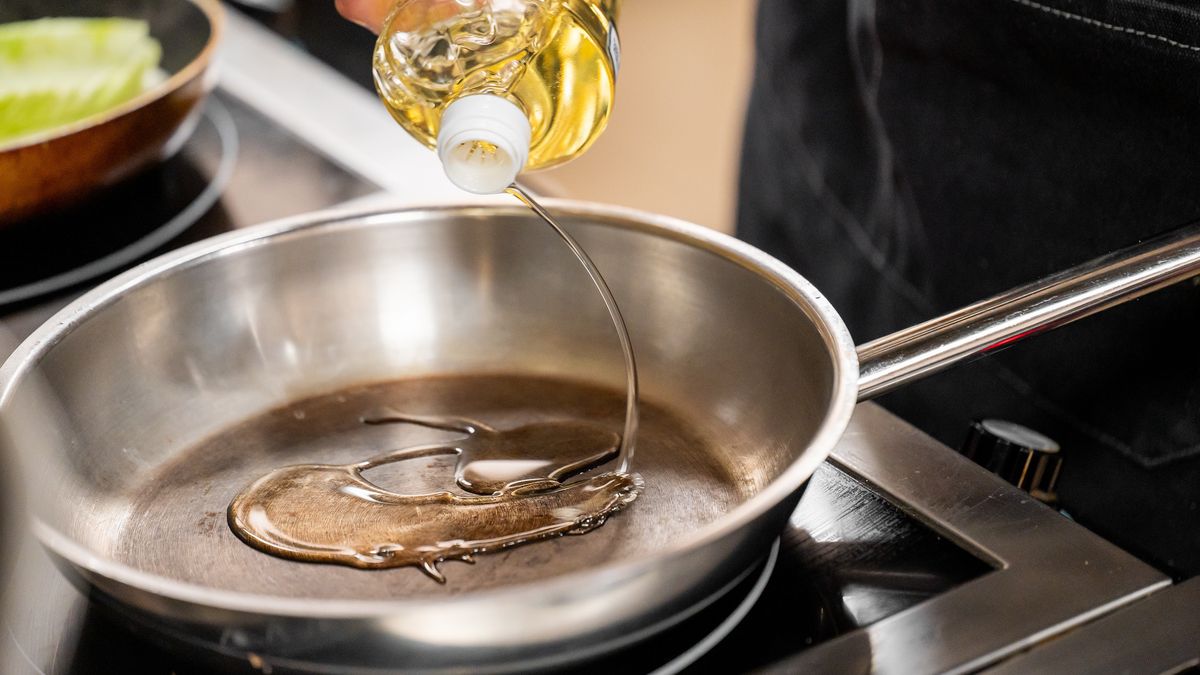 Pryskający olej jest uciążliwym problemem