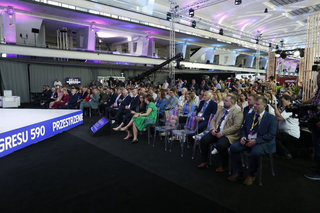 8. edycja Kongresu 590.