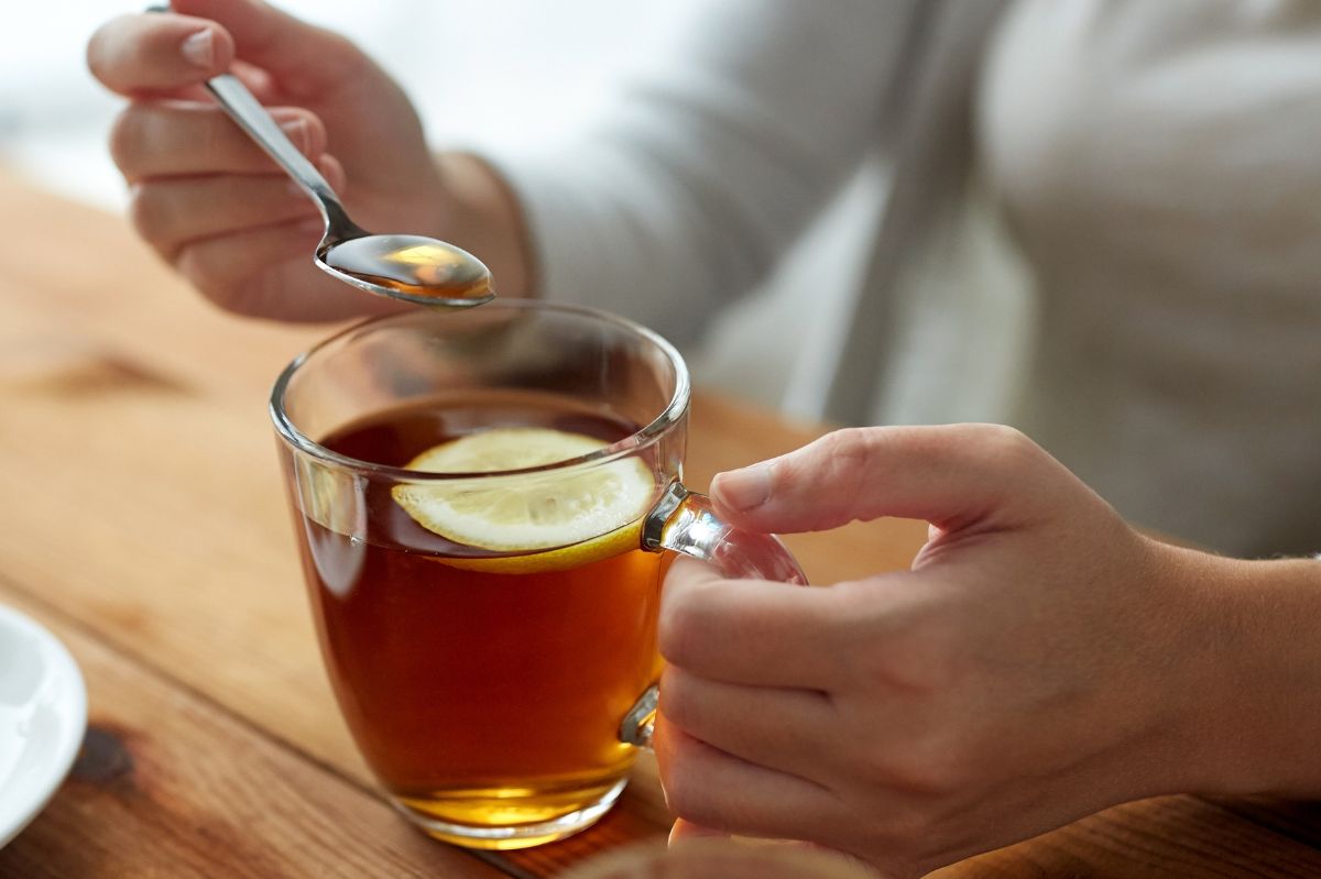 Is tea with honey healthy?