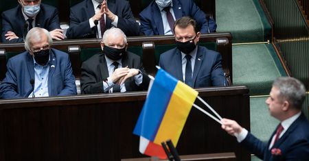 Odciąć Putina od pieniędzy. Ustawa sankcyjna z poparciem klubów