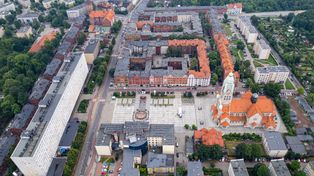 Częstochowa: Koniec betonowej pustyni na placu
