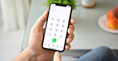Natrętni telemarketerzy. Google proponuje cenną funkcję