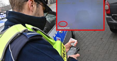 O krok od tragedii. Policja pokazuje film z 24-latkiem