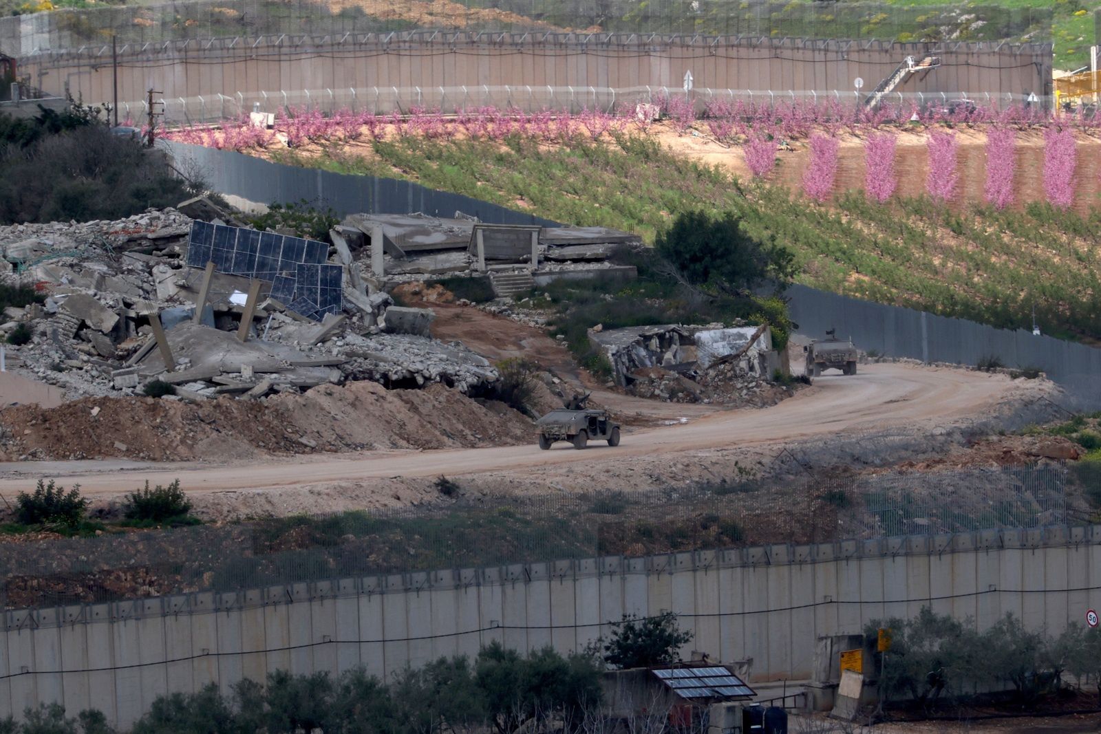 Izraelska armia prowadzi działania w południowym Libanie