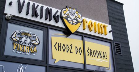 Znalazł sposób na jedzenie za darmo w Kuchni Vikinga. Odkrył błąd