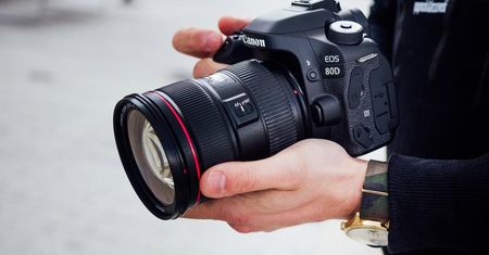Ruszył zimowy Cashback Canona - 80D i 77D kupisz 430 zł taniej