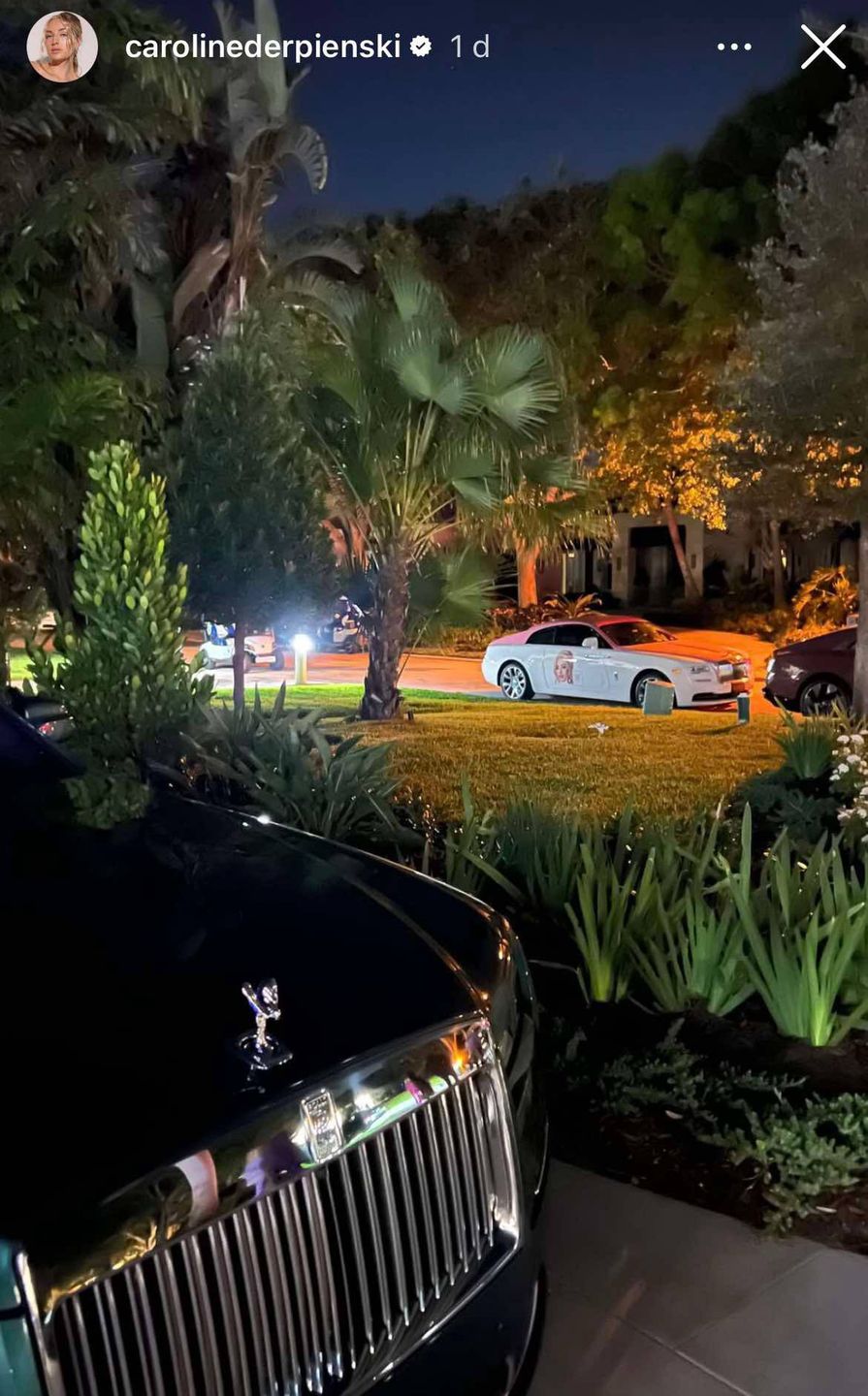 Caroline Derpienski bryluje na imprezie Rolls Royce w Palm Beach