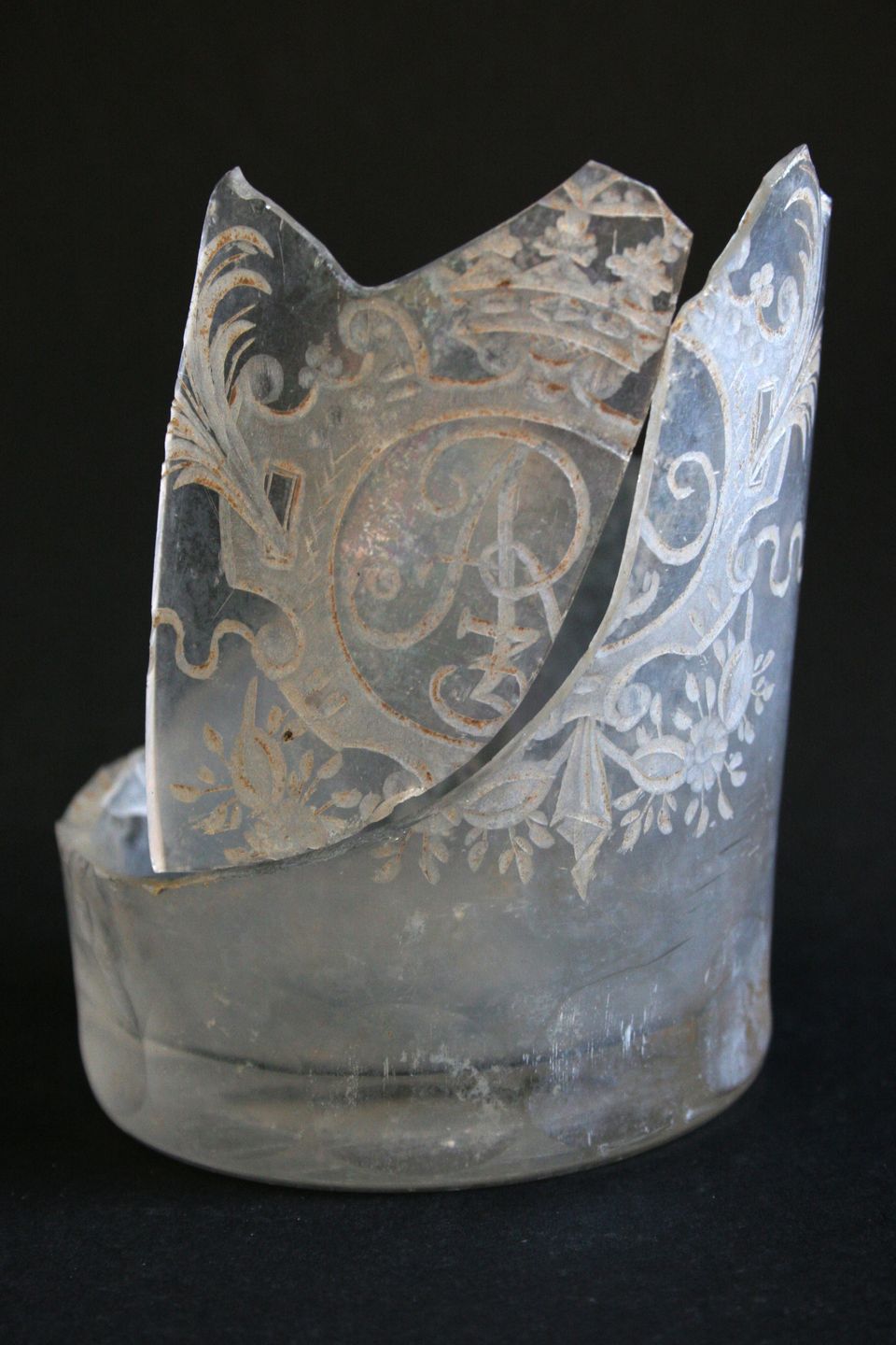 Szklanka z monogramem Augusta III