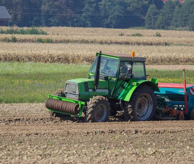 Dopłaty do wymiany dachu z azbestu. Połowa rolników bez wsparcia