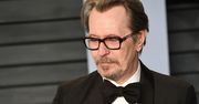 Gary Oldman sporo przybrał na wadze. "Zależało mi na wyglądzie opuchniętego alkoholika"