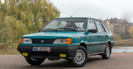 Nieudane turbo, fabryka w Egipcie i Walter de Silva. 7 rzeczy, których prawdopodobnie nie wiesz o Polonezie