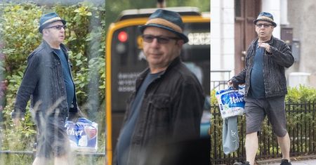 Zbigniew Zamachowski krąży po Żoliborzu z papierem toaletowym (ZDJĘCIA)