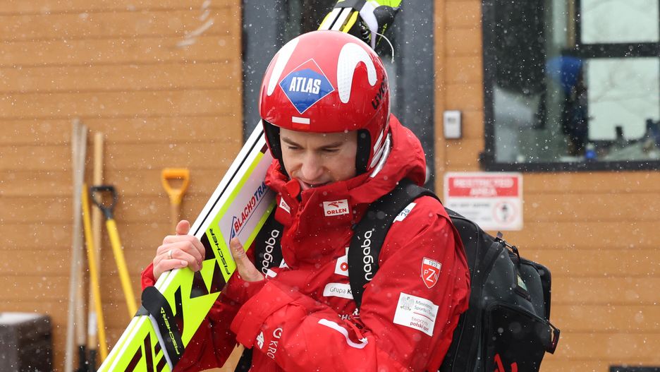 Lake Placid, USA, 11.02.2024. Polak Kamil Stoch podczas niedzielnego, indywidualnego konkursu Pucharu Świata w skokach narciarskich, 11 bm. w amerykańskim Lake Placid. (js) PAP/Marcin Cholewiński