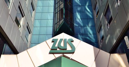 ZUS żąda zwrotów. Opiekunowie nie mają jak zapłacić