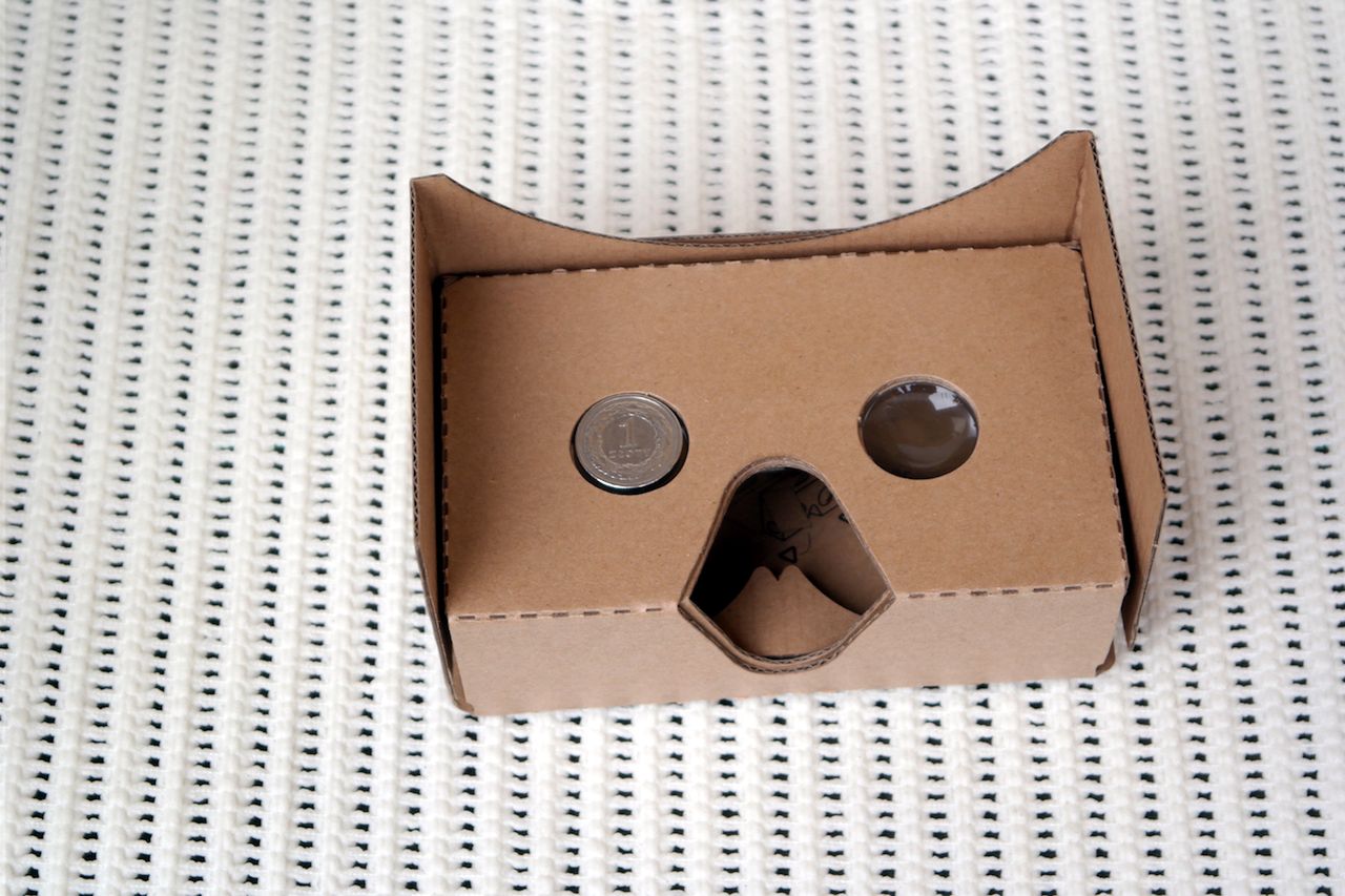 Samsung Gear VR i Cardboard