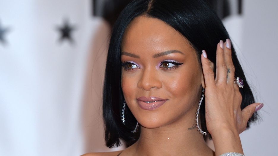 Brit Awards 2016 - Red Carpet ArrivalsLONDON, ENGLAND - FEBRUARY 24: (EDITORIAL USE ONLY)  Rihanna attends the BRIT Awards 2016 at The O2 Arena on February 24, 2016 in London, England.  (Photo by Anthony Harvey/Getty Images)Anthony Harvey