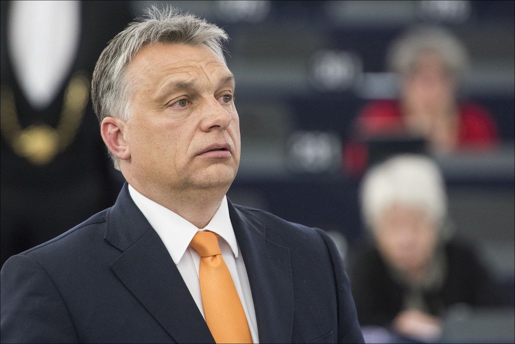 Orban pokazuje Węgrom inny świat. Zdumiewająca telewizja