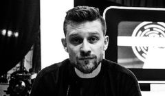 Artur Warcholiński: z Wirtualnej Polski do „Czarno na białym” TVN24