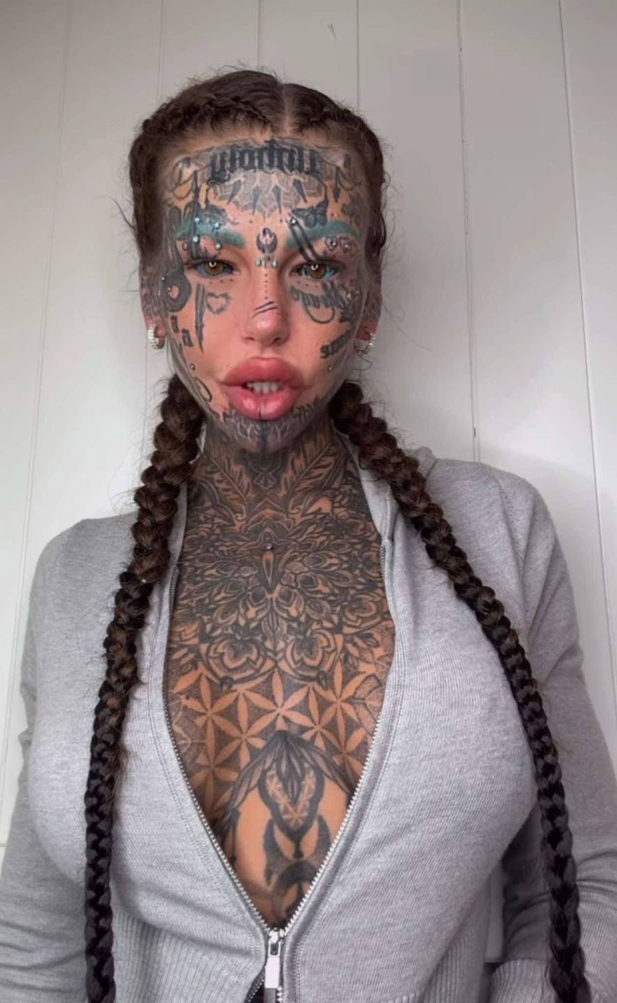 Amber Luke obecnie
