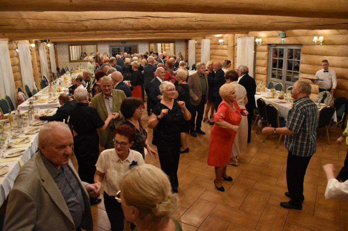 Kalisz: Stowarzyszenie Emerytów i Rencistów potrafi się bawić