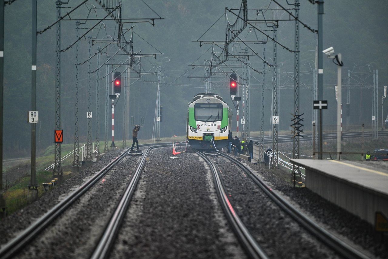 Trzecia osoba z zarzutami po listopadowej dywersji kolejowej