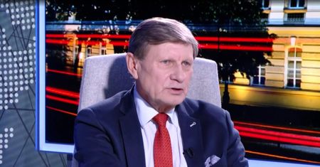 Prof. Leszek Balcerowicz: "PiS zmierza w kierunku socjalizmu. To model Putina"