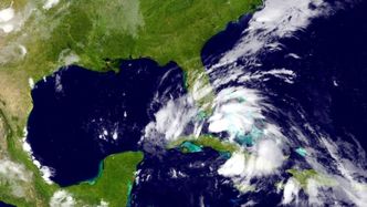 Tropikalny sztorm zbliża się do USA