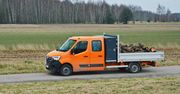 Test: Renault Master brygadowy z paką, skrzynią i żurawiem. Brakuje tylko prysznica, sauny i toalety