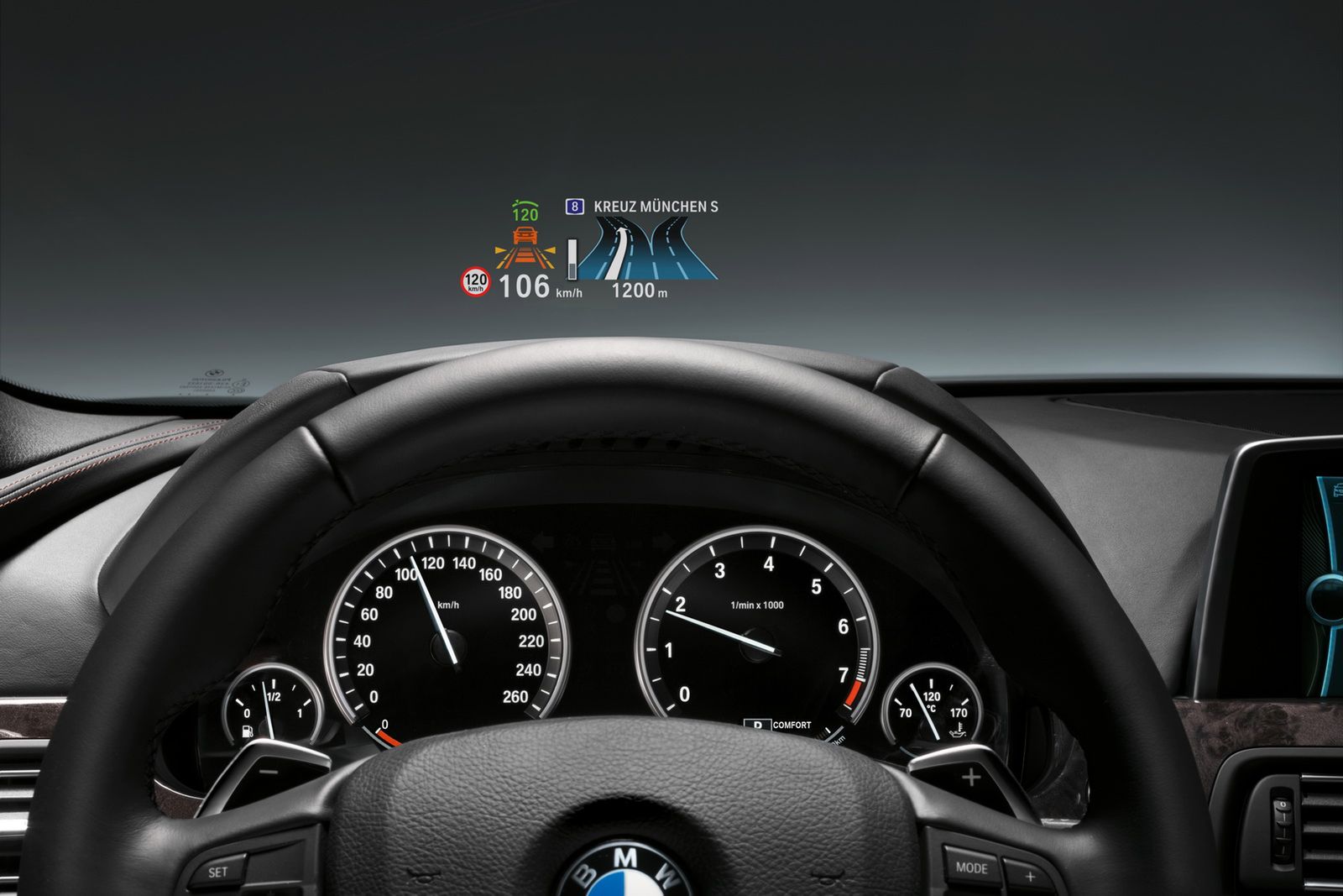 BMW prezentuje kolorowy Head-Up Display (HUD)