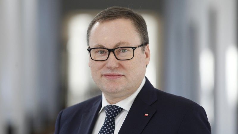 Senator Grzegorz Biernacki to zwolennik walki z nieuczciwymi praktykami kancelarii.