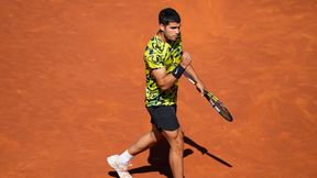 Carlos Alcaraz i Stefanos Tsitsipas bez strat w Barcelonie. Turniejowa "trójka" za burtą