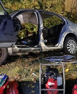 Dwie osoby zostały ranne w wypadku w gminie Lichnowy. Samochód uderzył w drzewo
