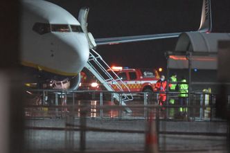 Modlin nie składa broni. Lotnisko ma dość i chce sprzedaży