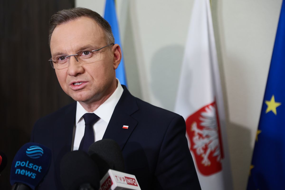 Andrzej Duda, grzegorz braun, sejm Oburzony i poruszony. Reakcja prezydenta ws. skandalu w Sejmie