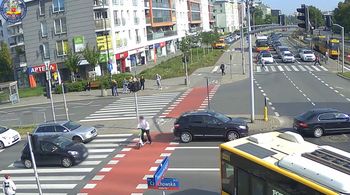 Warszawa: Groźny wypadek. Hulajnogą na czerwonym świetle