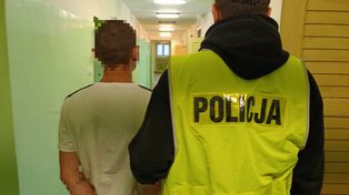 Chciał chronić 5-latka. Skandaliczny atak na dworcu w Ustce