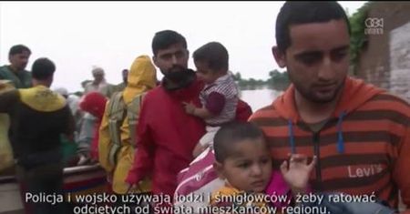 Ulewne deszcze spowodowały śmierć 128 osób w Pakistanie i 108 w Indiach