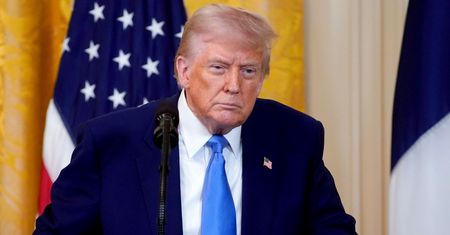 Biznesmen Trump narozrabiał. On mówi, koncerny zbrojeniowe tracą na wartości