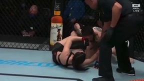 Skandal! Meksykanka opluła rywalkę na gali UFC [WIDEO]